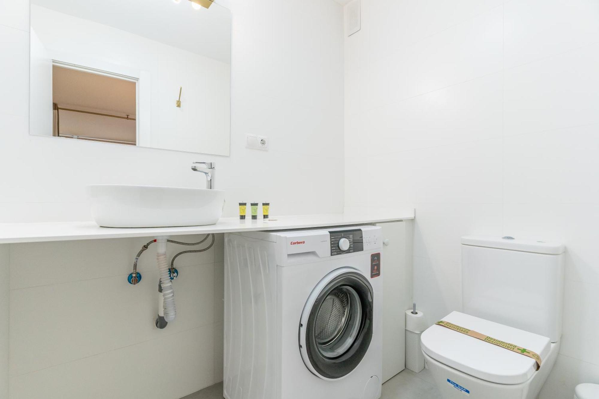 Cozy And Bright-1Bedroom 1Bathroom-Las Letras Madrid Exterior foto